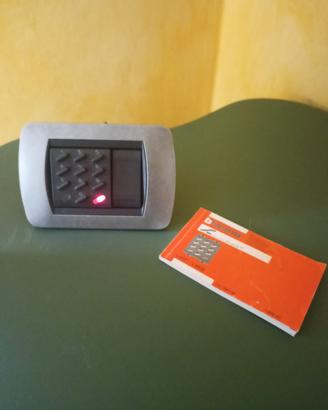 Interruttore a combinazione numerica 