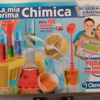 gioco bimbo 8+la mia prima chimica