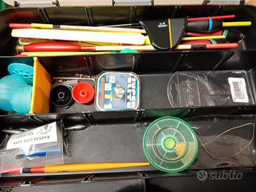 galleggianti più due borse