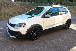 Volkswagen polo cross 