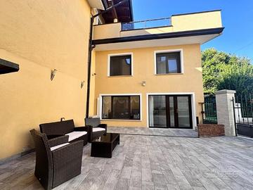CASA COMPLETAMENTE RISTRUTTURATA