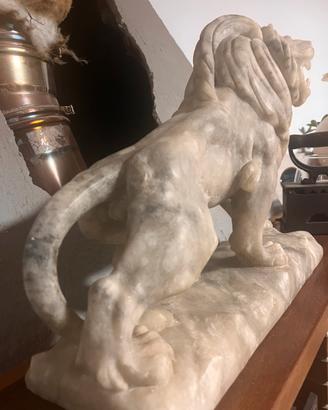 Scultura in alabastro