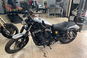 Harley-Davidson Sportster 1200 – 11.000 km – Gomme