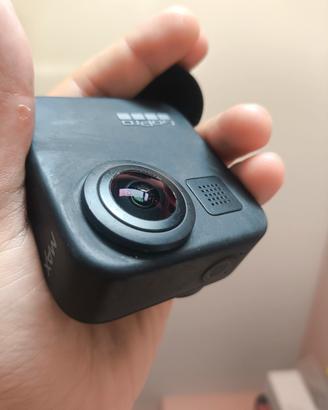 GoPro MAX 360 – Usata, funzionante + 2 batterie