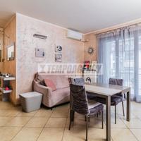 Trilocale con terrazzo, box e cantina - Santa Giul