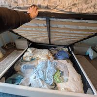 Letto Matrimoniale Contenitore con Materasso