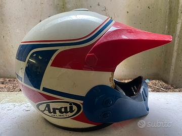 Casco arai