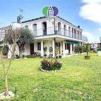 FIESSO D'ARTICO CASA SINGOLA CON GIARDINO