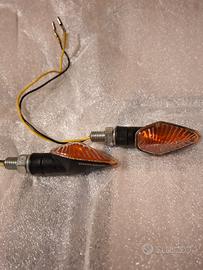 Frecce universali per moto e scooter