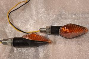 Frecce universali per moto e scooter