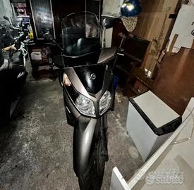 MotoScooter Citycom 300