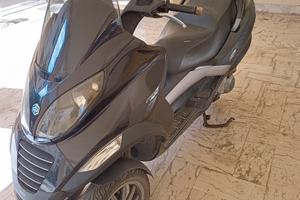 Piaggio MP3 