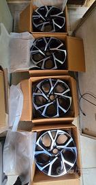 Cerchi originali Toyota CHR 18" mai usati