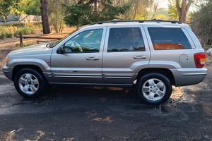 jeep Grand Cherokee wj4. 7