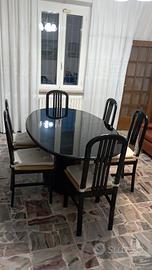 Tavolo Nero laccato con sedie