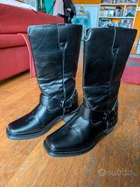 Stivali western in pelle – NUOVI, mai usati