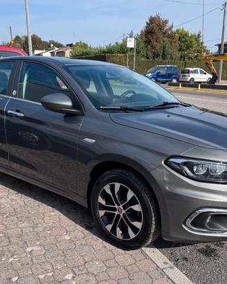 Fiat Tipo 1.4 t-jet Mirror