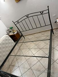 letto in ferro battuto