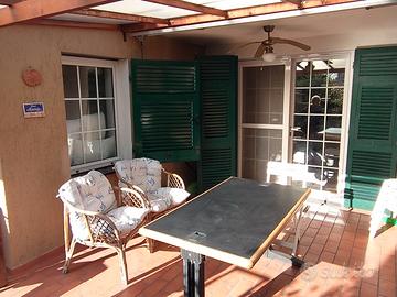 Levanto centro con piccolo giardino tranquillo