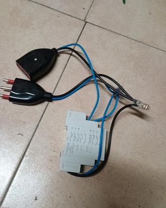 relè con accensione ritardata