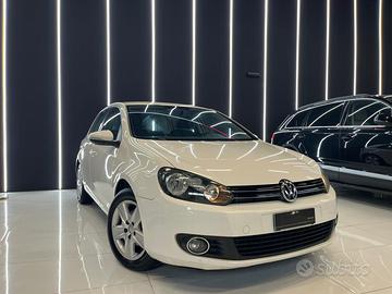 Volkswagen Golf 1.6 TDI DPF 5p. Comf. BlueM. Tech.