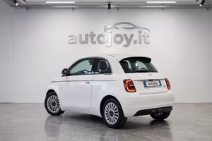 Fiat 500 500e Berlina 23,8 kWh