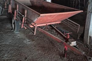 Cessata attività - piccolo rimorchio agricolo