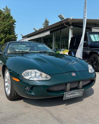Jaguar XK XKR 4.0 Coupé / IN