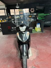 Honda sh 300