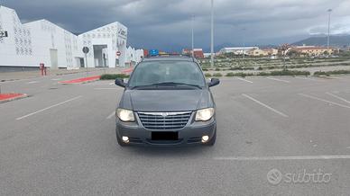 Chrysler Voyager 3ª s - 2.8 CRD - 2006