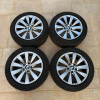 4 cerchi BMW 17 + 4 gomme invernali + 4 tappeti