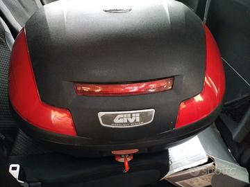 Bauletto con staffa givi