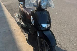 Aprilia Scarabeo 500 light