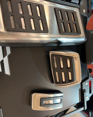 Pedaliera racing  Formentor  e gruppo Wag