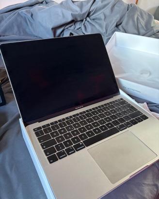 MacBook Air 2019 - 128GB in perfette condizioni!