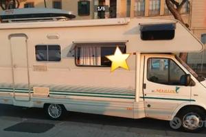 Camper mansardato