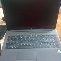 HP Notebook, Intel Pentium Gold con Accessori 