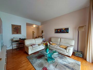 Baia flaminia bifamiliare ristrutturata garage p.a