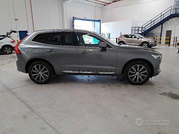 VOLVO XC60 B4 D AWD automatico Inscription