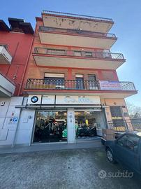 Appartamento di 193 m² con più di 5 locali a Frosi