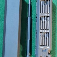 set cacciaviti multifunzione 44 in 1