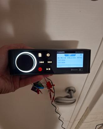 Radio Nautica Fusion RA70N