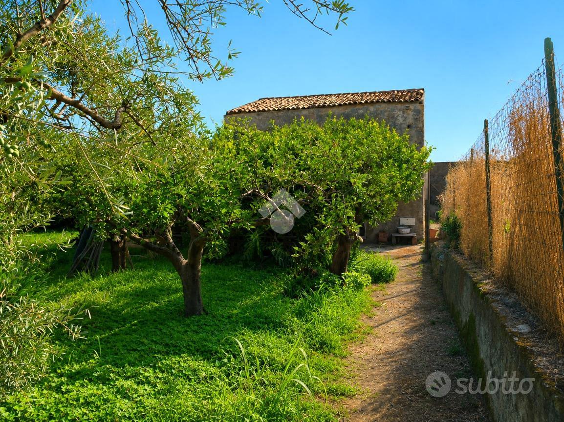 TER. AGRICOLO A SANTA LUCIA DEL MELA - Vista 2
