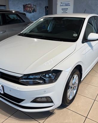 Volkswagen Polo 5p 1.0 tsi Comfortline 95cv App co
