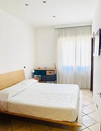 Letto matrimoniale legno