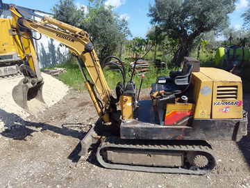 Miniescavatore yanmar B15