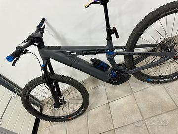 CUBE Stereo Hybrid ONE44
