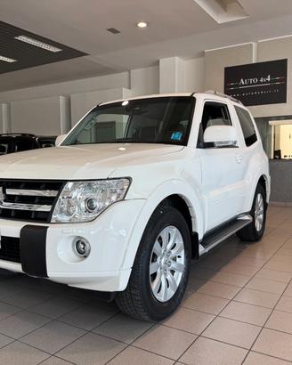 Mitsubishi Pajero 3 Porte Pajero 3.2 cr Intense 20