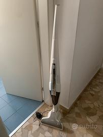 Scopa elettrica ricaricabile  senza filo De’Longhi