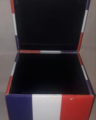 Cubo Pouf Francia o Italia o Nero  33x33x33